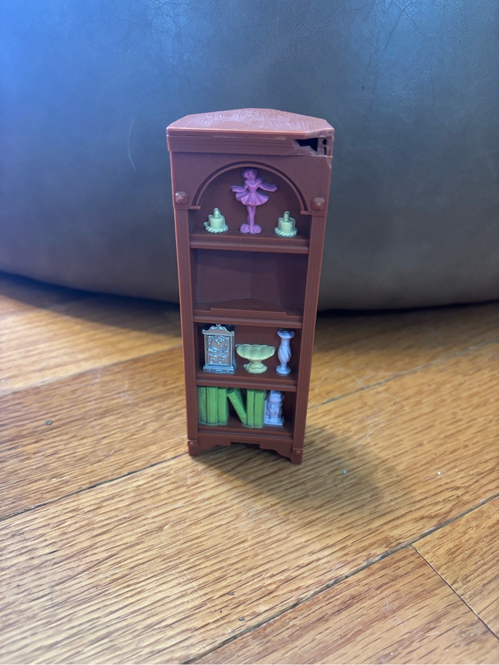 Fisher-Price Loving Family Dollhouse Brown Corner Bookcase Book Shelf Curio